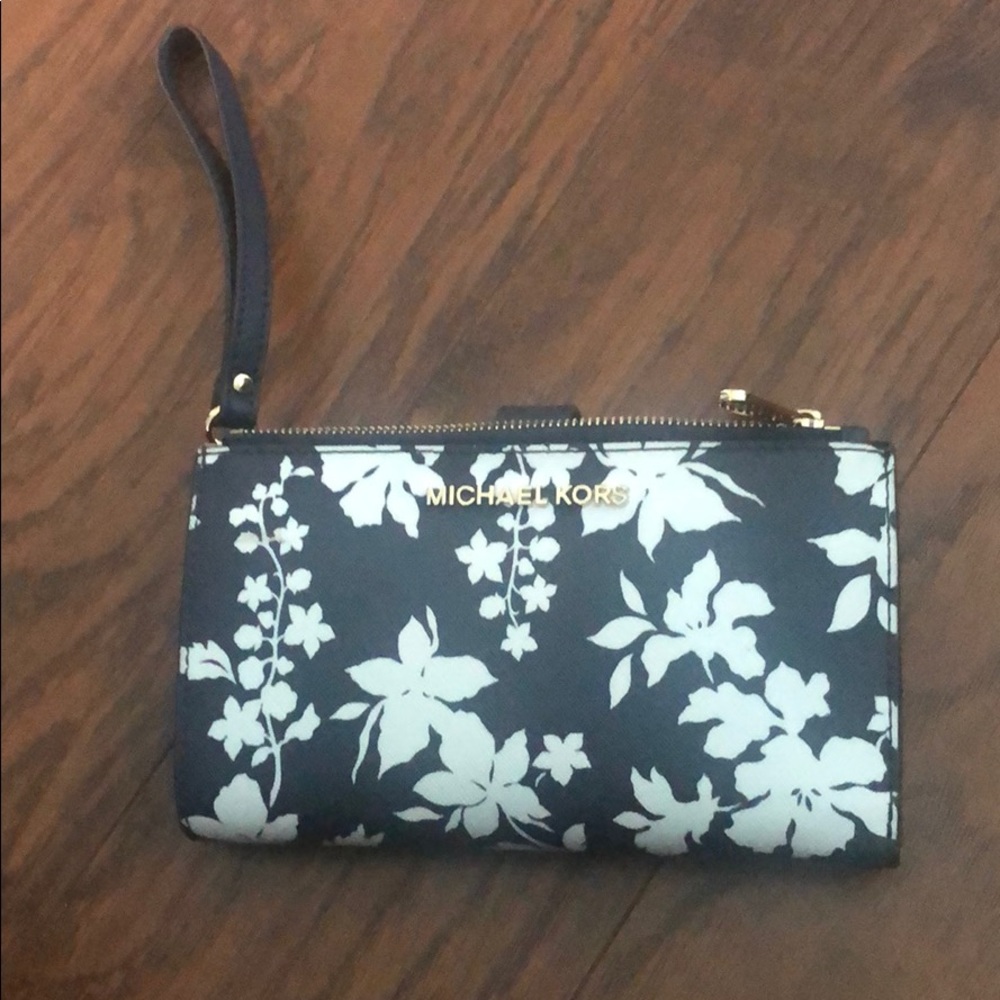 Michael Kors Navy Floral Clutch Wallet